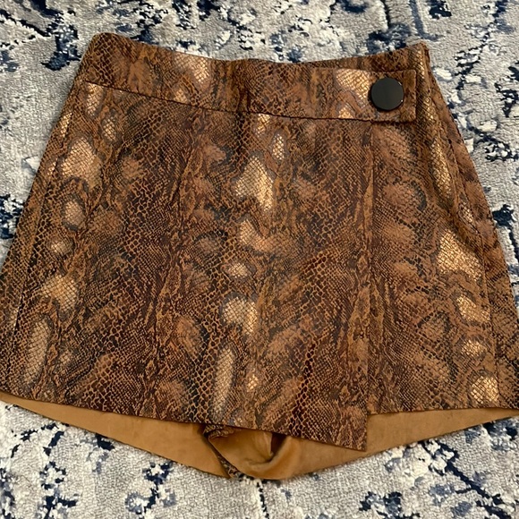 Zara Pants - Suede snake Print Skort